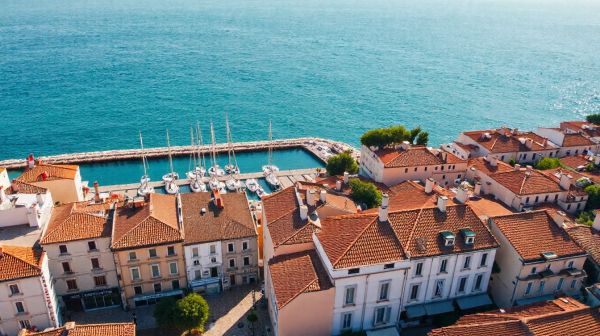 Découvrez les top entreprises de couverture à Antibes